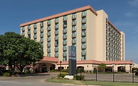 Embassy Suites Hotel Tulsa Oklahoma